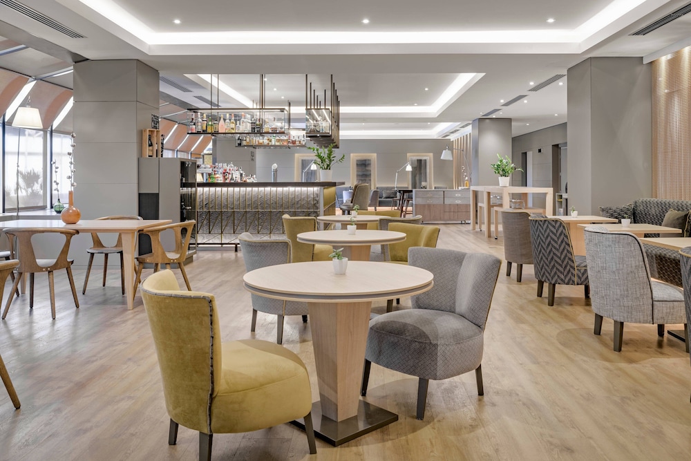 Ac Hotel Genova By Marriott 40/50