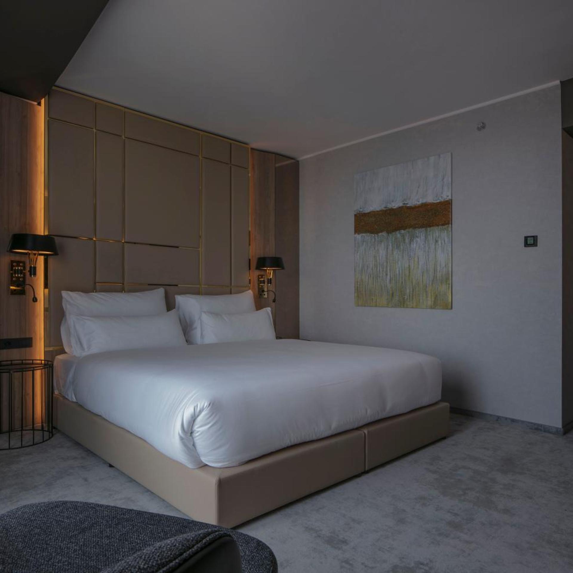 Premium, Double Bed