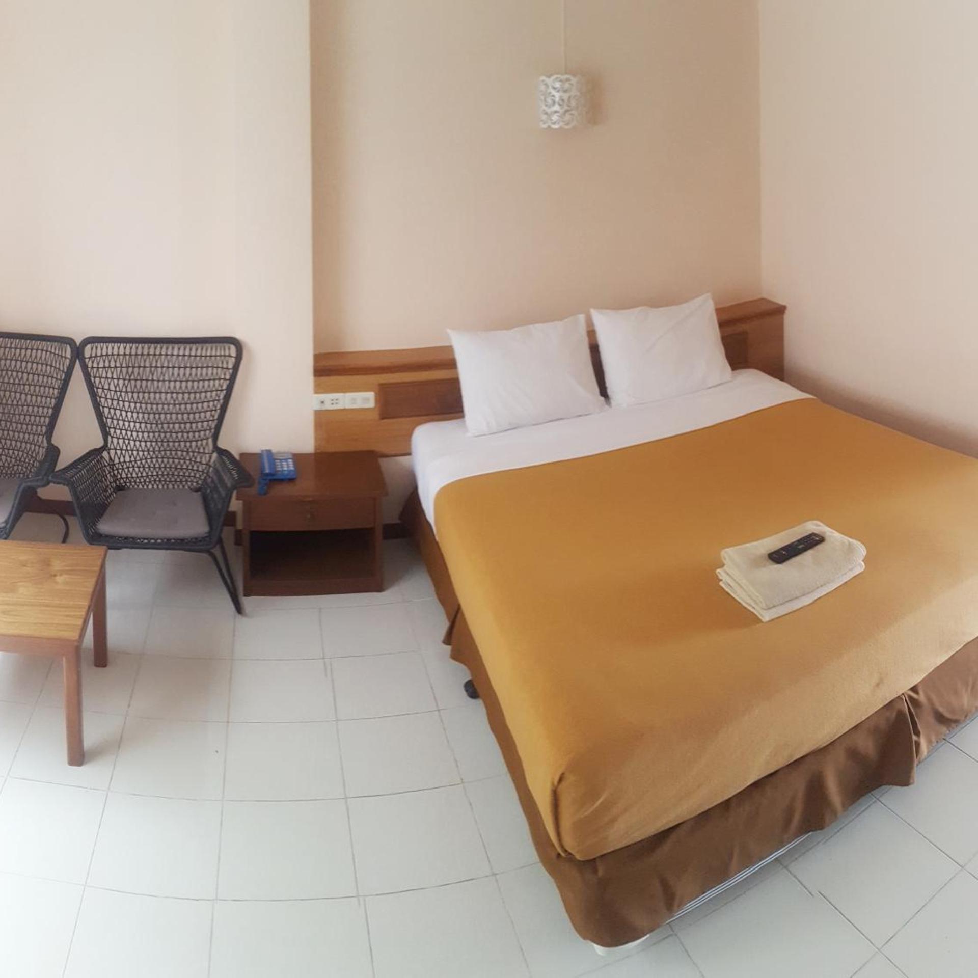 Top Thai Hotel 9/49
