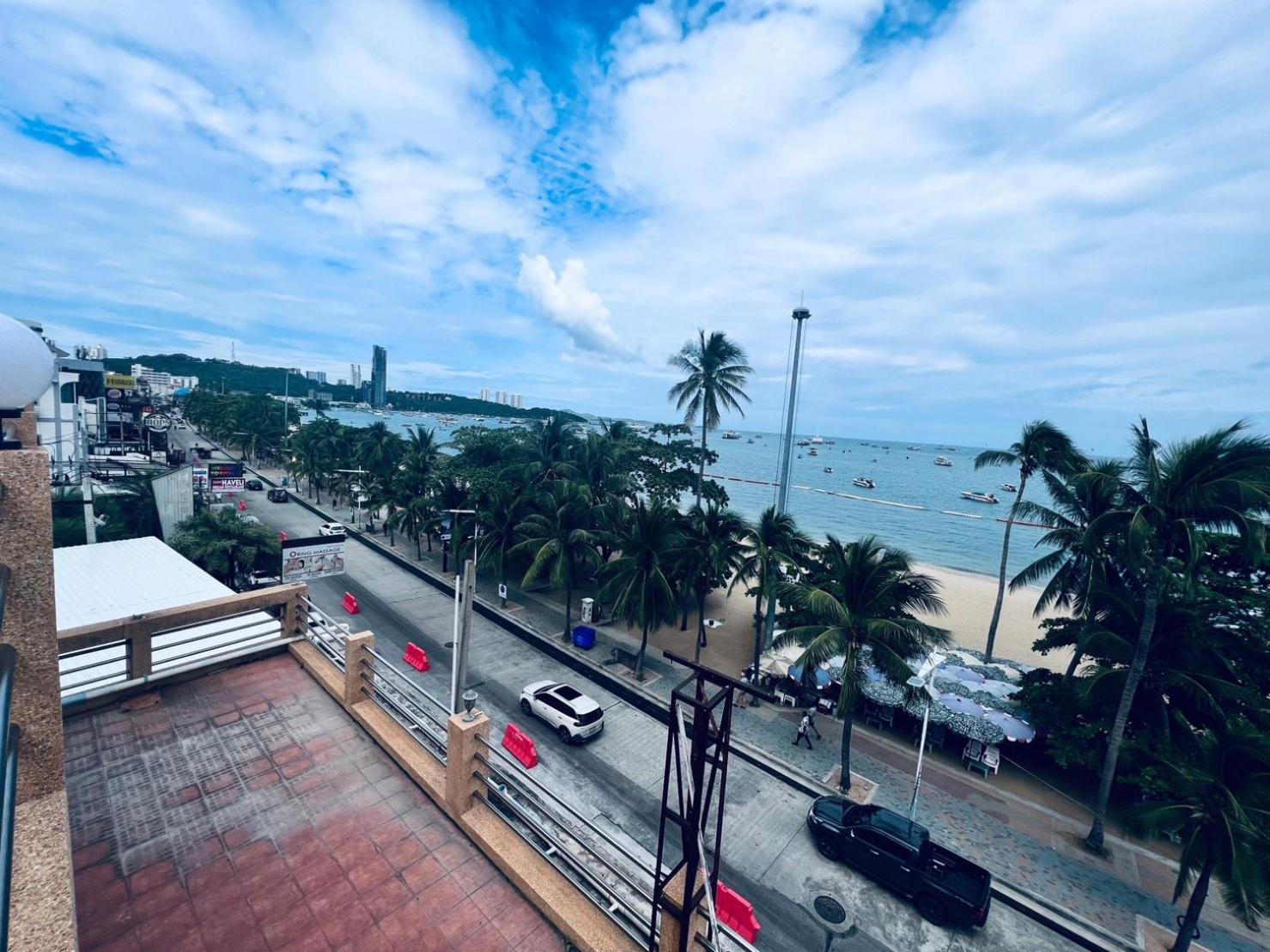 AA Hotel Pattaya 24/42