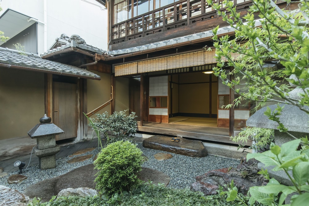 Toshiharu Ryokan 45/50