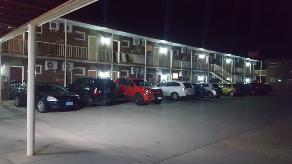 AUSTRALIA PARK MOTEL 41/50