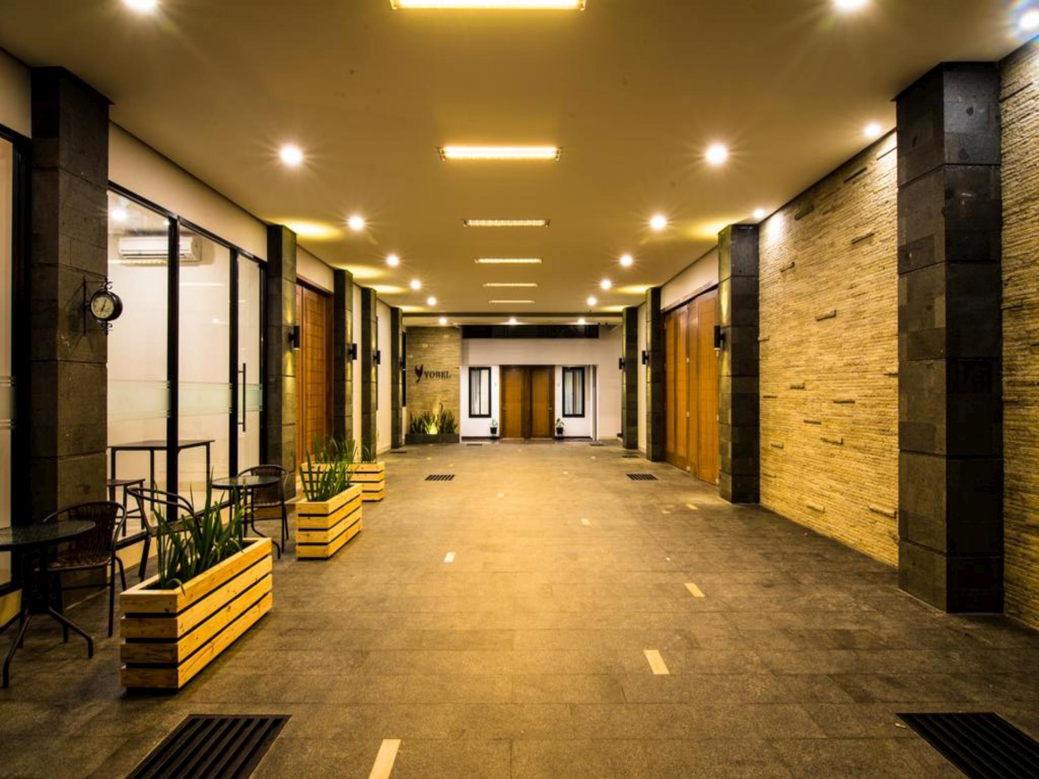 Yobel Guest House 21/25