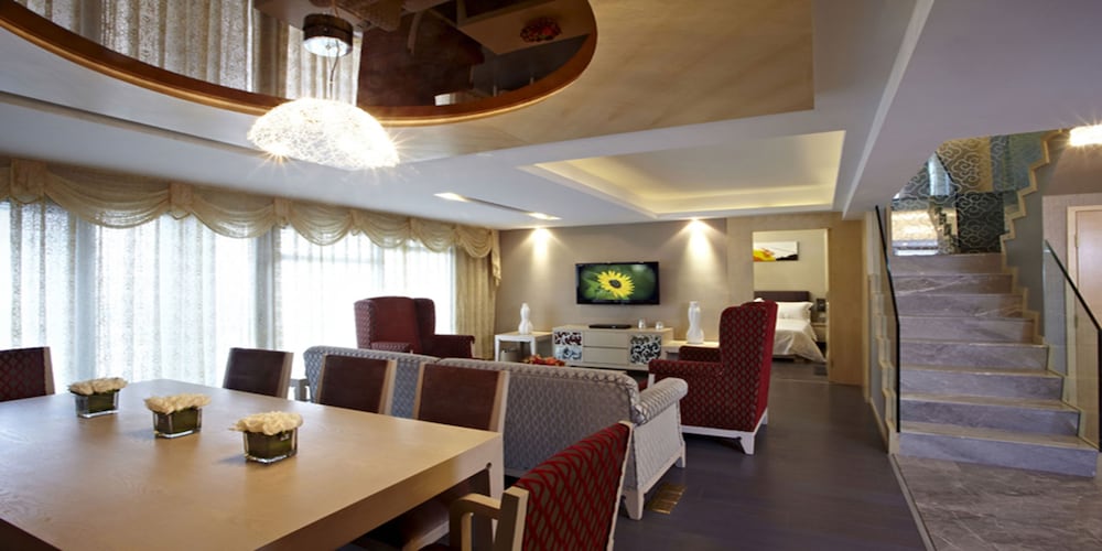 Sunflower Hotel Residence 42/57