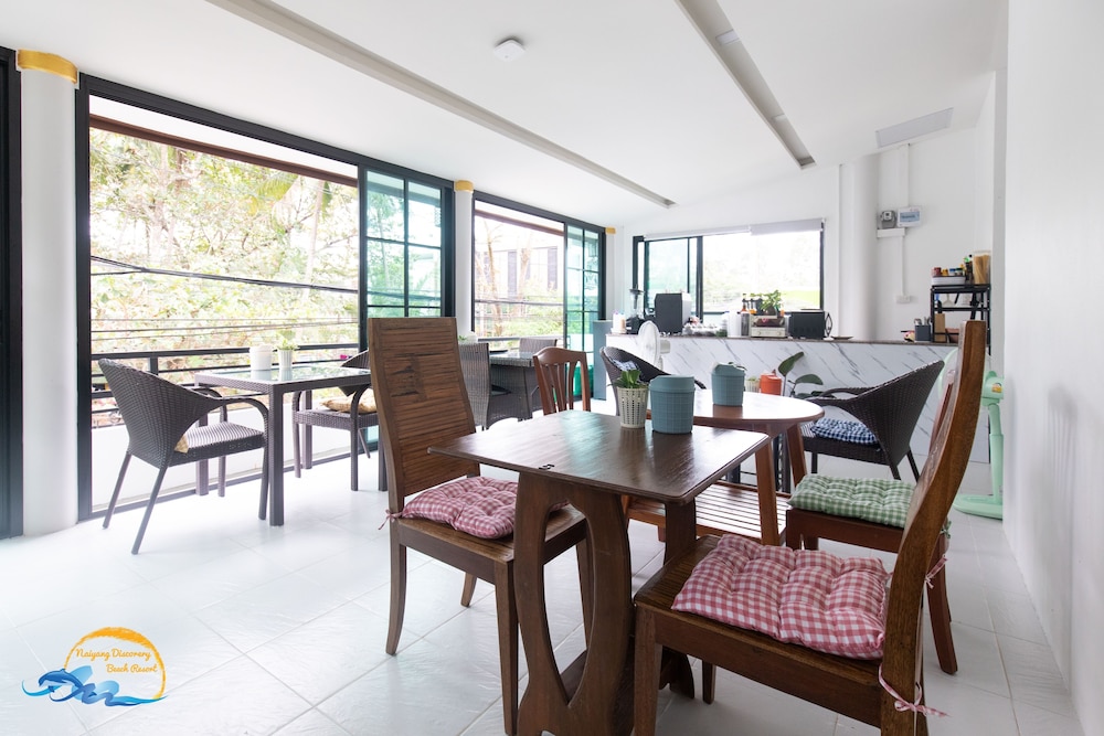Naiyang Discovery Beach Resort 42/50