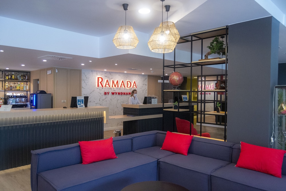Ramada by Wyndham Valencia Almussafes 35/56