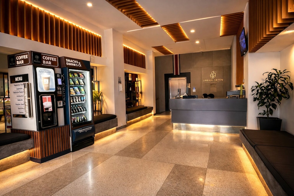Urban Green Hotel & Suites 9/52