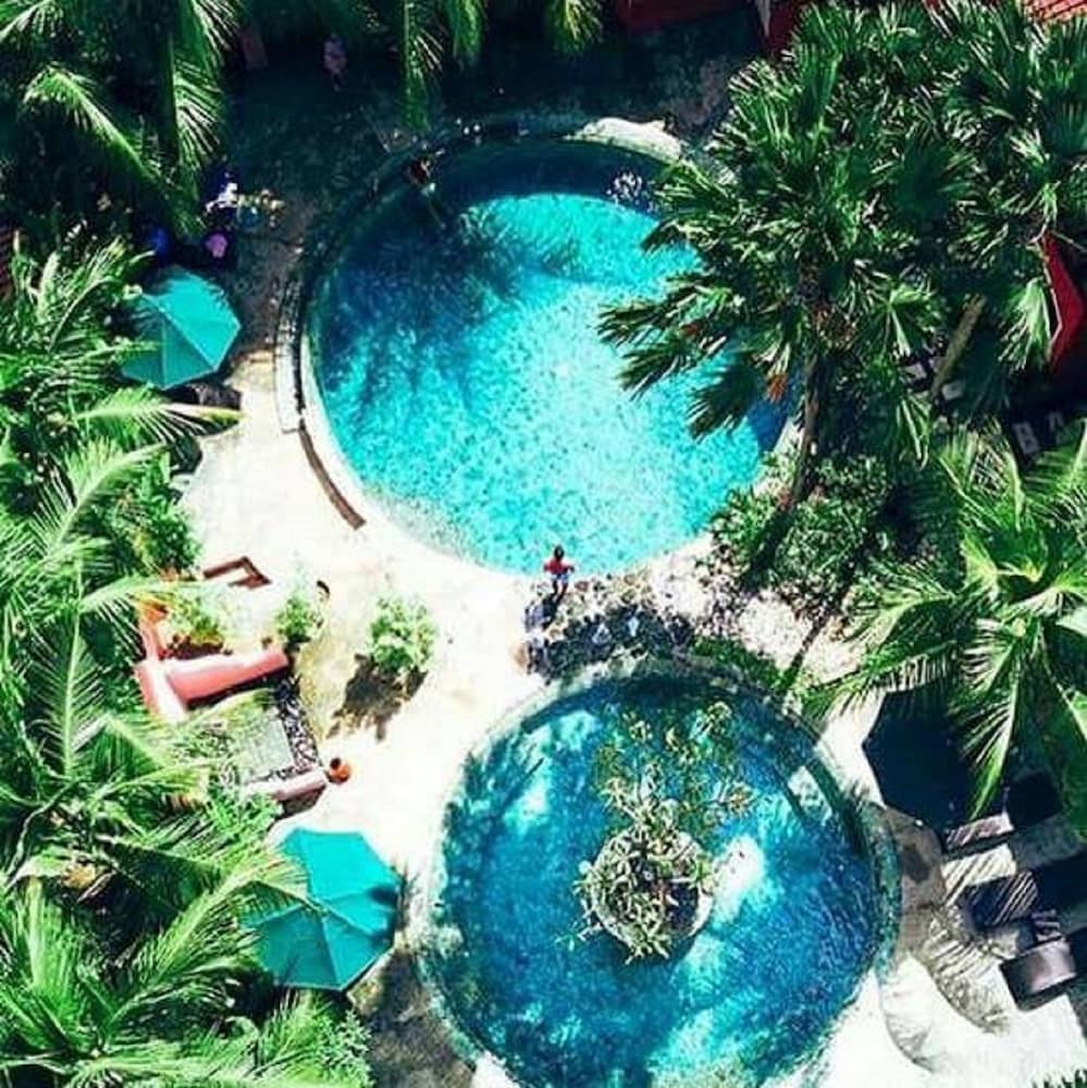 PinkCoco Uluwatu - Constant Surprises & for Cool Adults Only 44/50