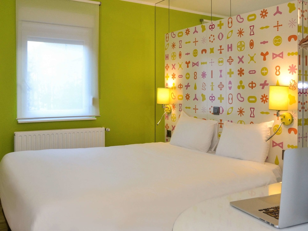 Ibis Styles La Louviere 11/73