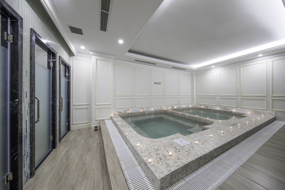 Melia Vinpearl Cam Ranh Beach Resort 37/74