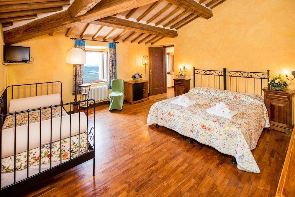 Castello Di Titignano 5/50