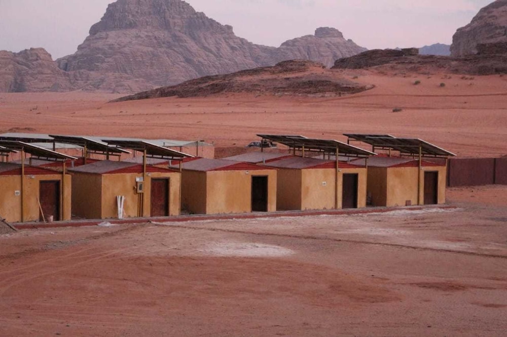 Moon Valley Camp 31/37