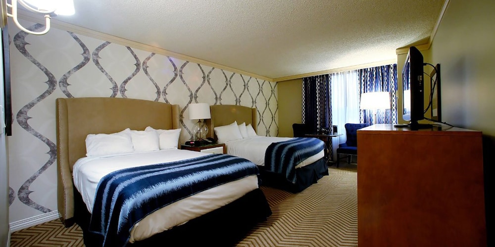 City, Deluxe, 2 Double Beds