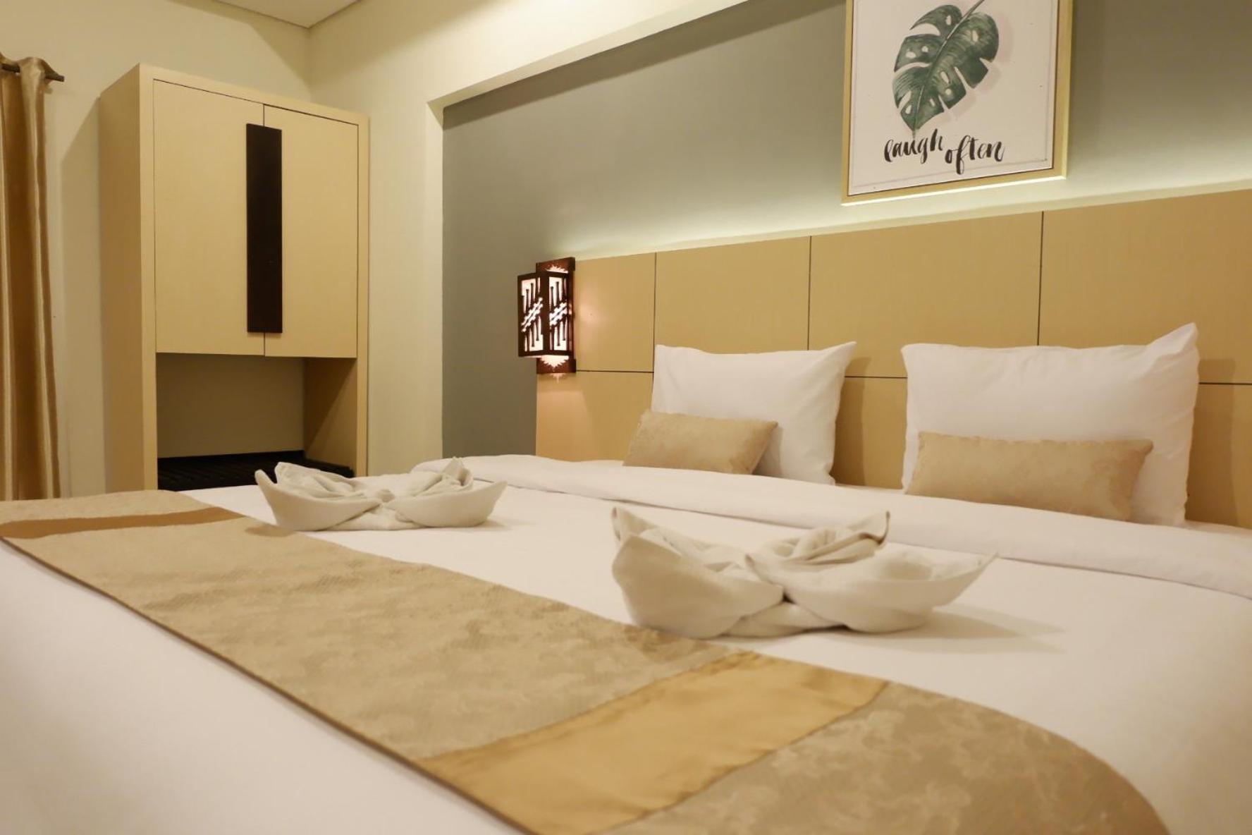 Ataya Hotel 6/22