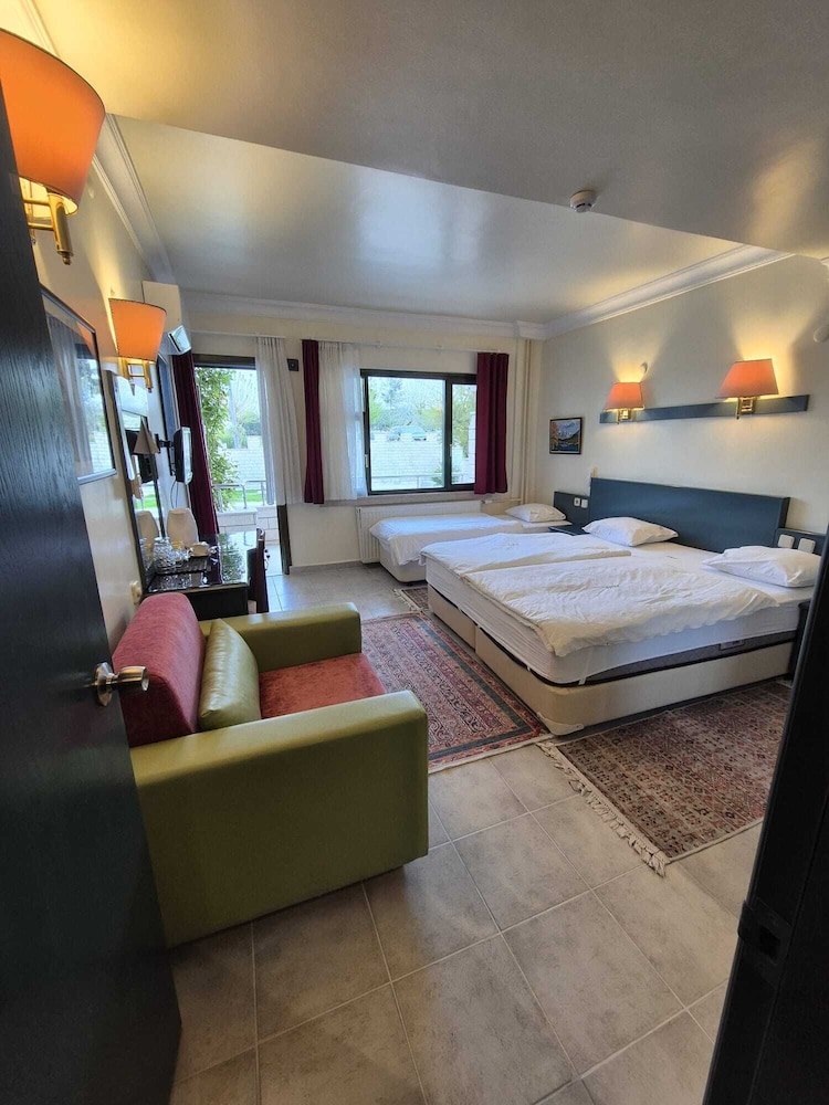Hal-Tur Hotel 14/50