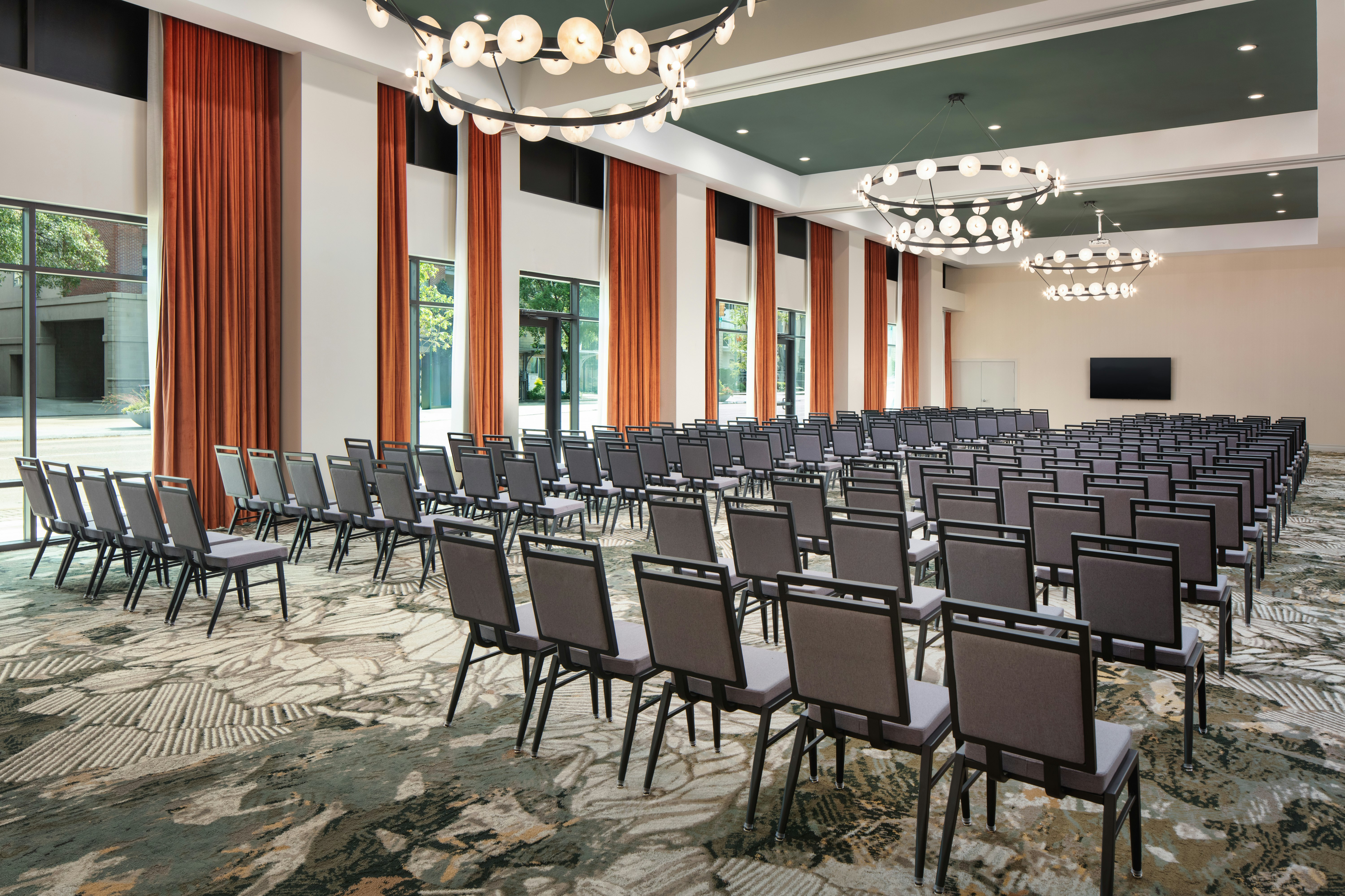 Embassy Suites by Hilton Chattanooga Downtown 46/51