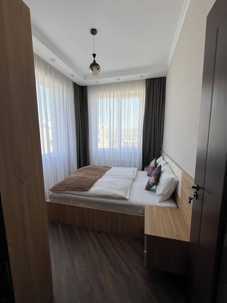 Vazi Aparthotel 9/49