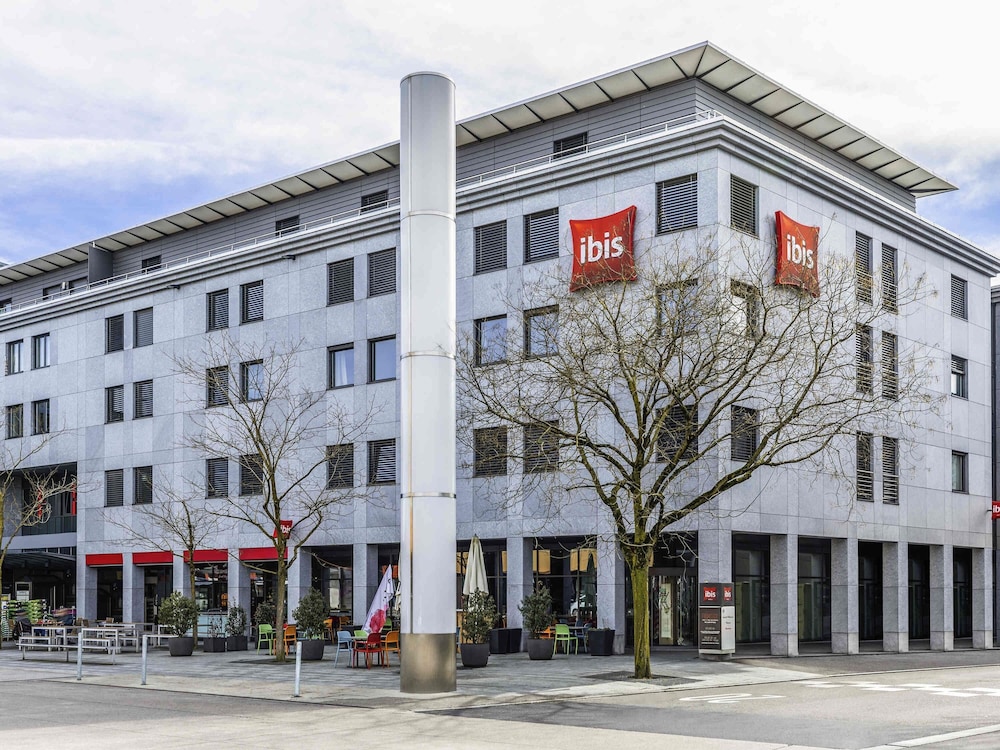 IBIS BAAR ZUG 6/48