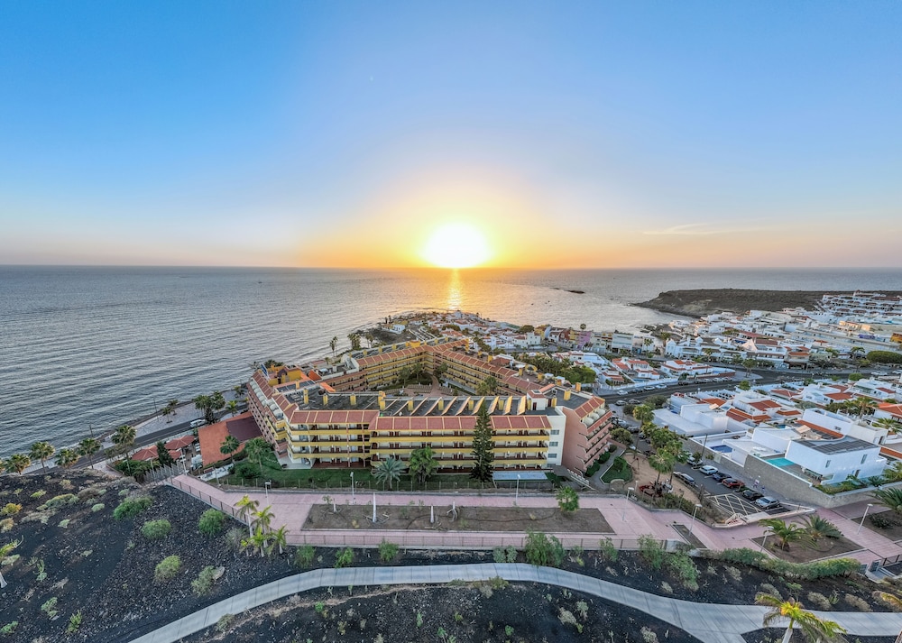 Hovima Jardin Caleta 39/50