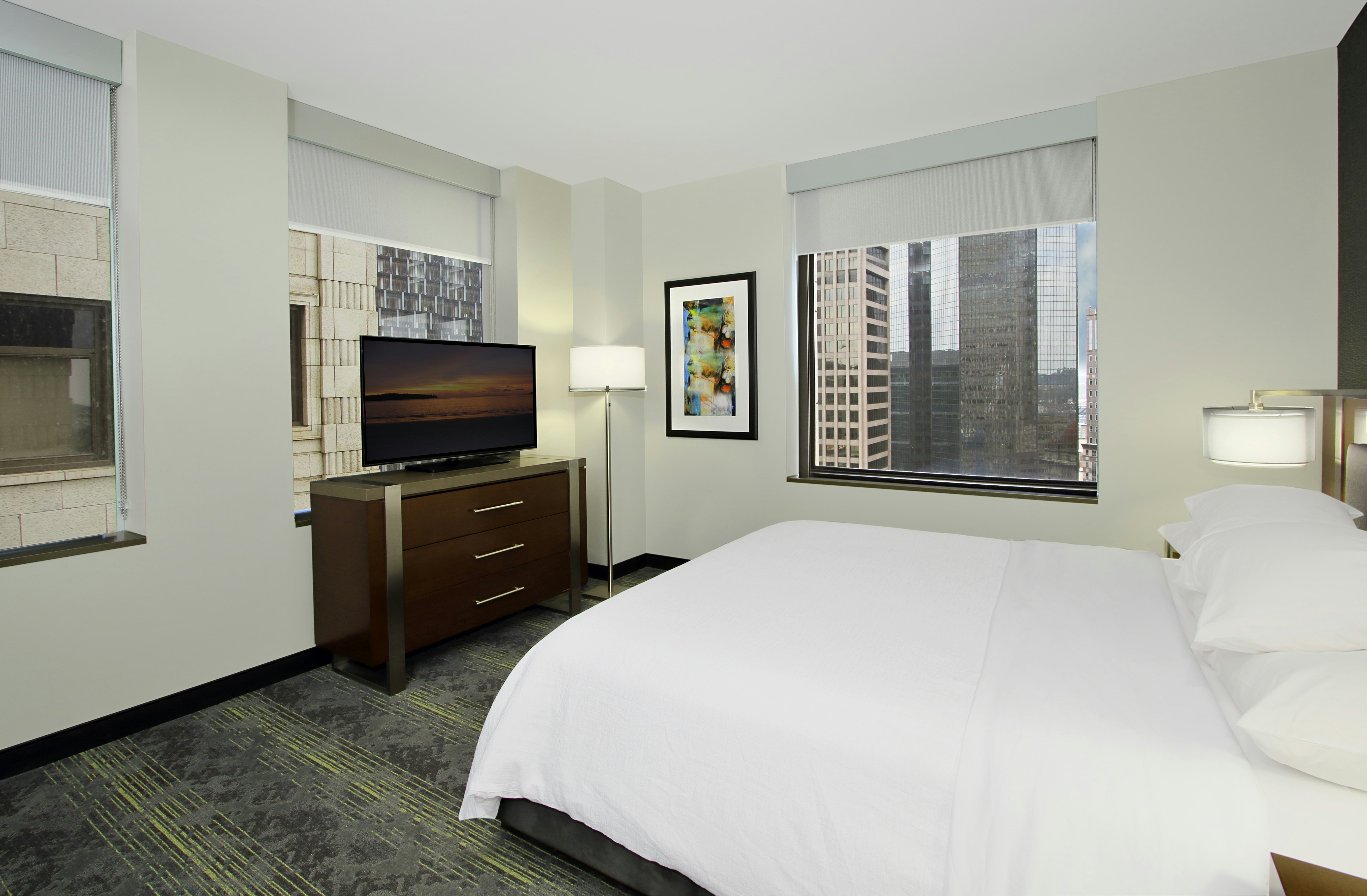 2 ROOMS, SUITE, KING BED