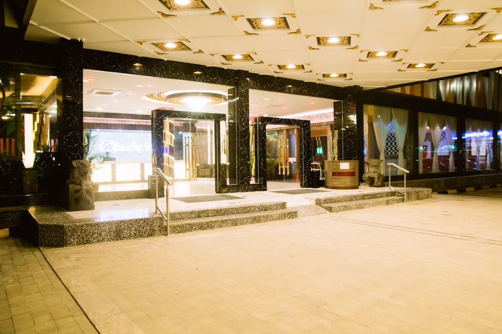 The Golden Bay Hotel Batam 10/53