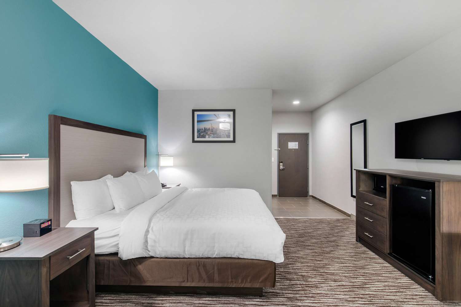 Clarion Inn & Suites Dfw North 11/49