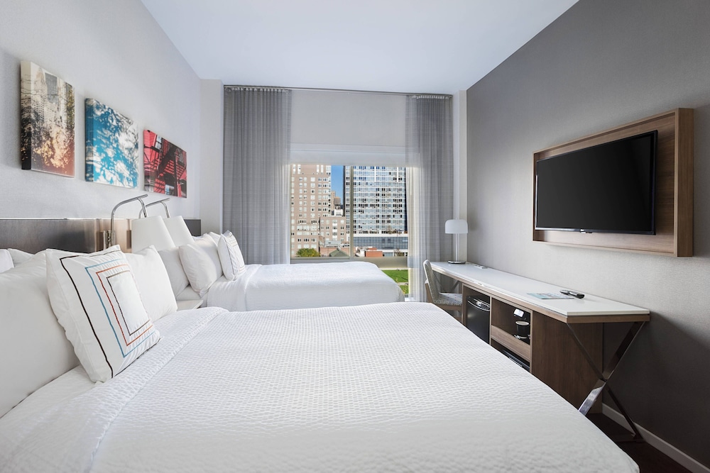 Fairfield Inn and Suites New York Manhattan Central Park 11/44