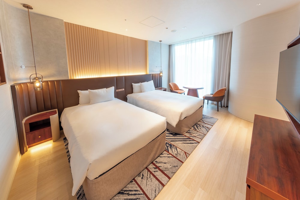 TYPE B, JUNIOR SUITE, LOUNGE ACCESS