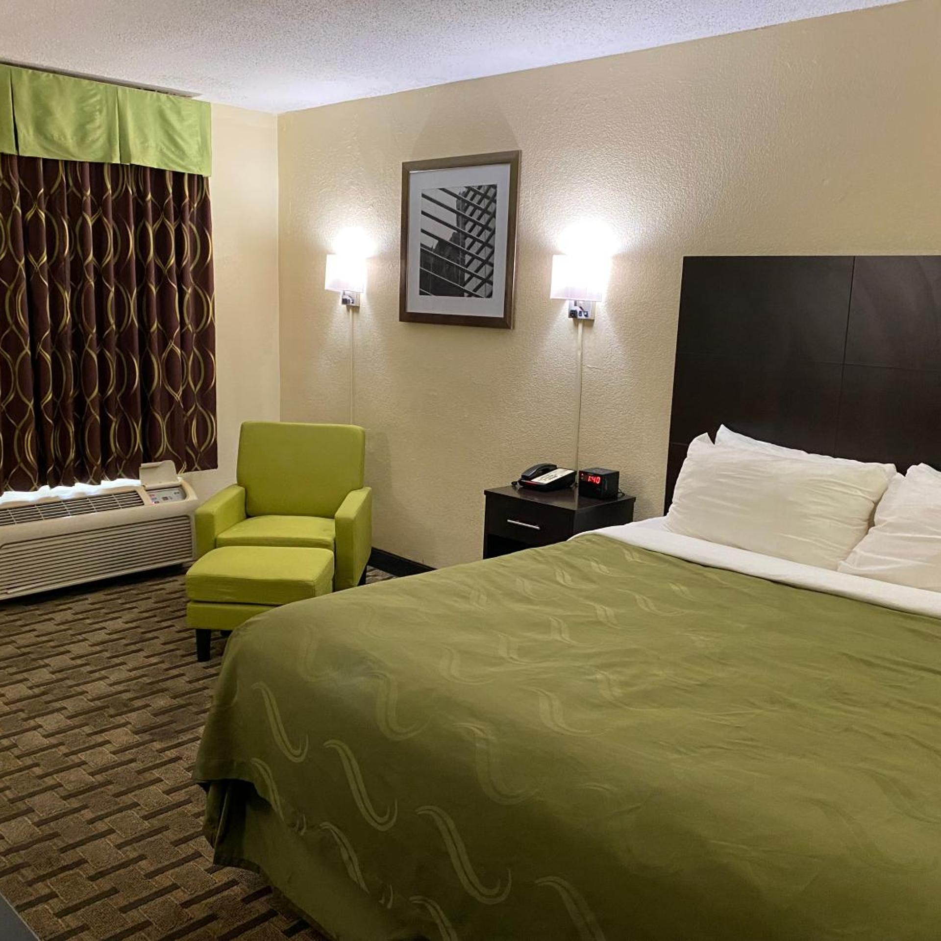 Room, King Bed, Smoking