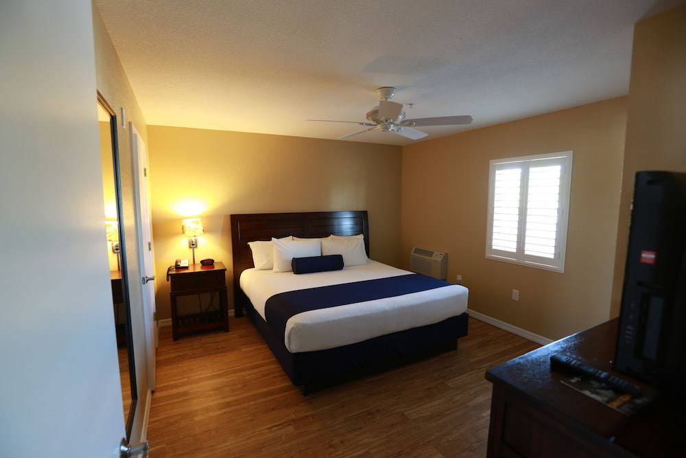 Shoreline Island Resort Exclusively Adult 9/50