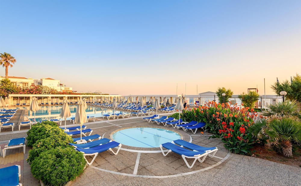 Annabelle Beach Resort 79/87