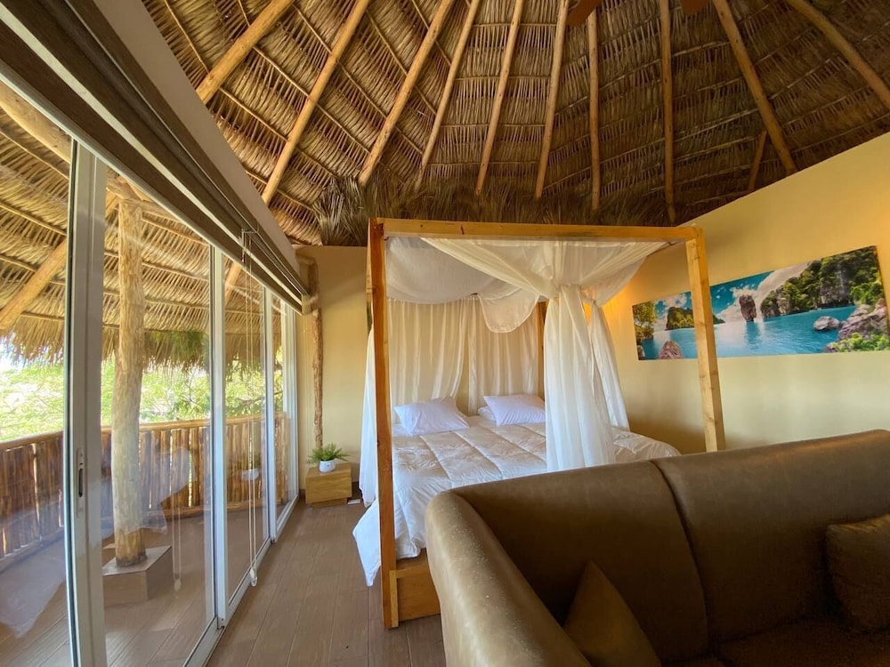 Palm Valley Cabins 7/50