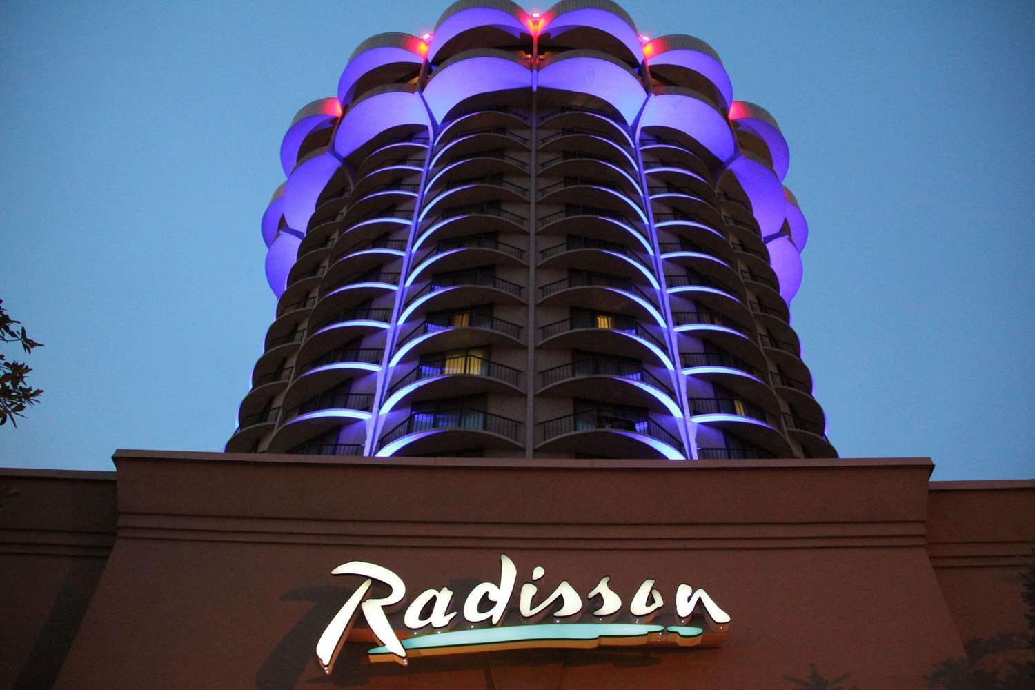 Radisson Hotel Cincinnati Riverfront 1/60