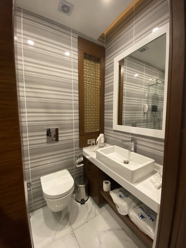 Manesol Galata Hotel 49/51