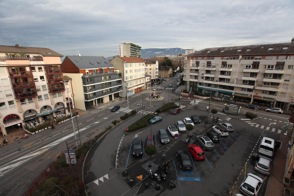 Geneva Residence 22/27