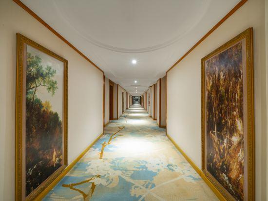 Vienna guoji Hotel 8/23