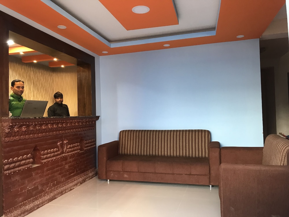 Hotel Rising Home 4/25