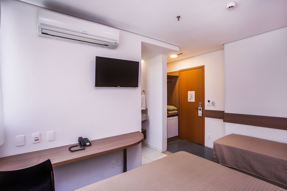 Total Hotel 18/51