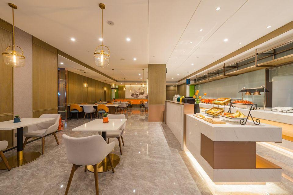 Atour Hotels (Langfang High-Speed Railway Station) 26/29