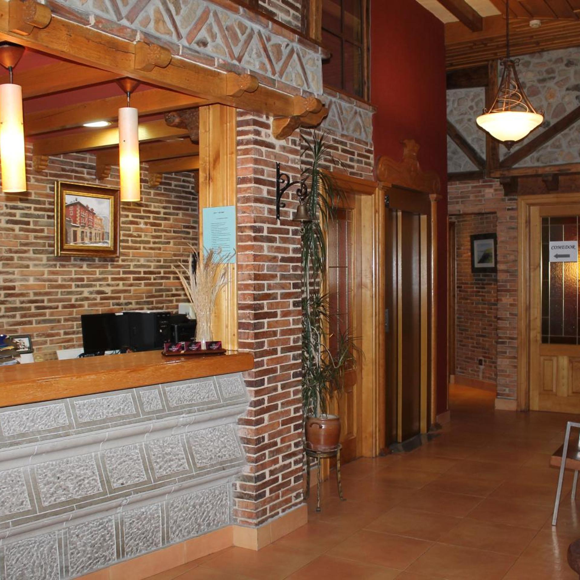Hotel San Roque 13/57