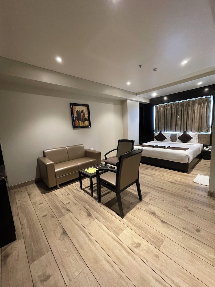 Hotel Virgo Sumeru 30/50