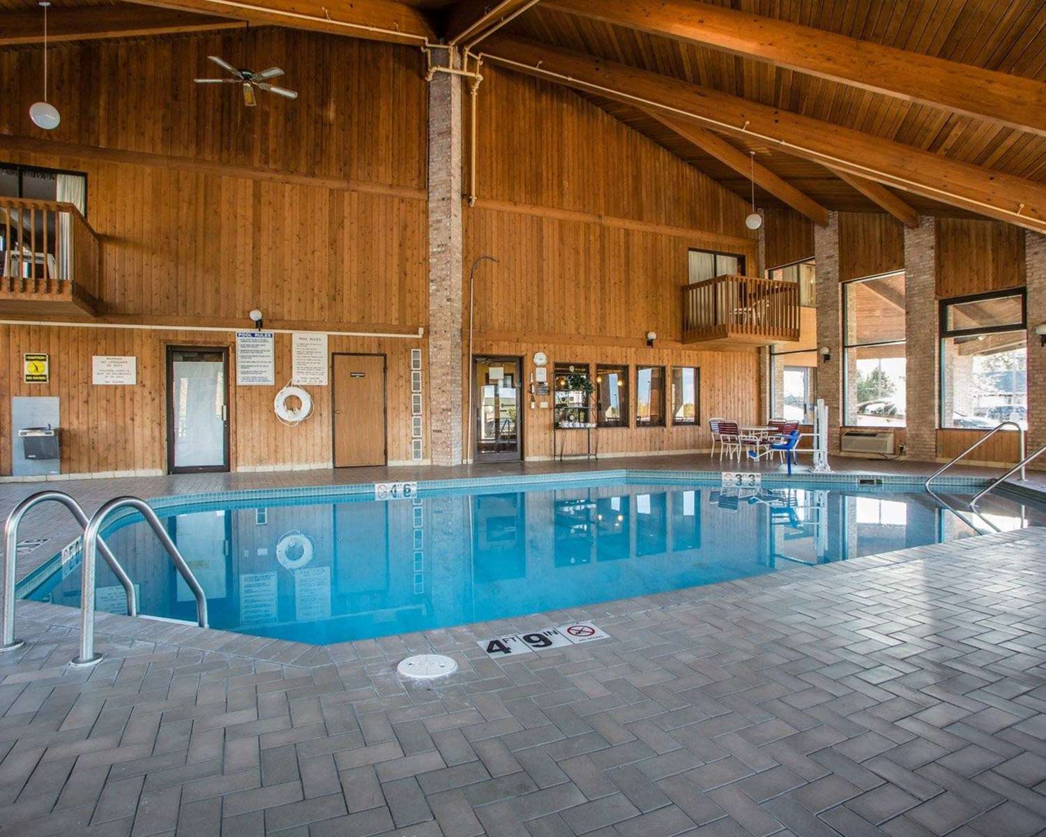 AmericInn by Wyndham Mosinee Central Wisconsin Airport 17/33