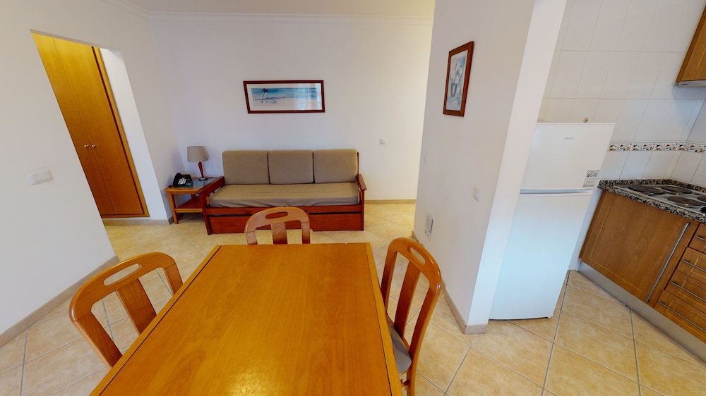 Praia Da Lota Resort Apartments 62/85