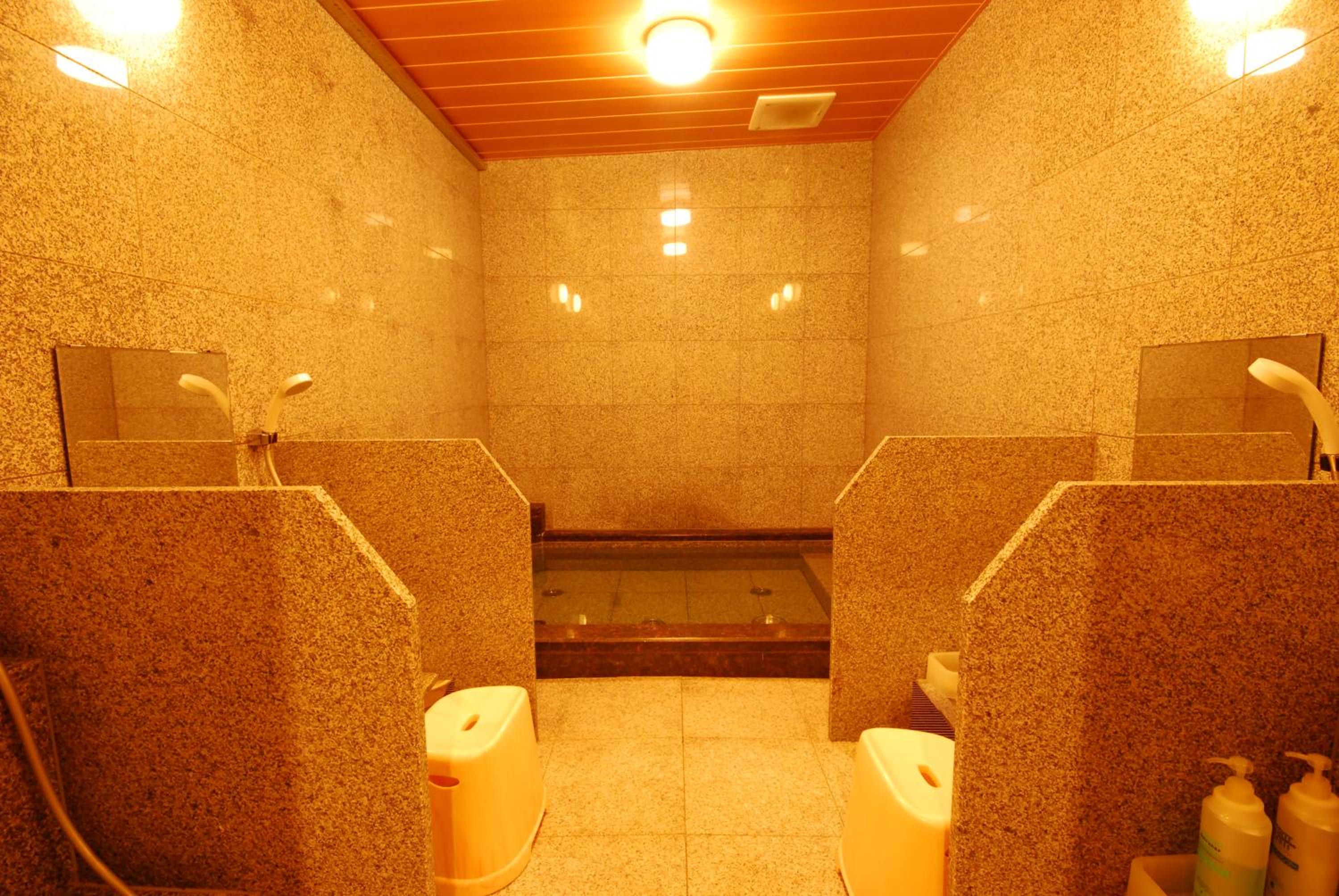 JAPANESE, STANDARD, QUADRUPLE