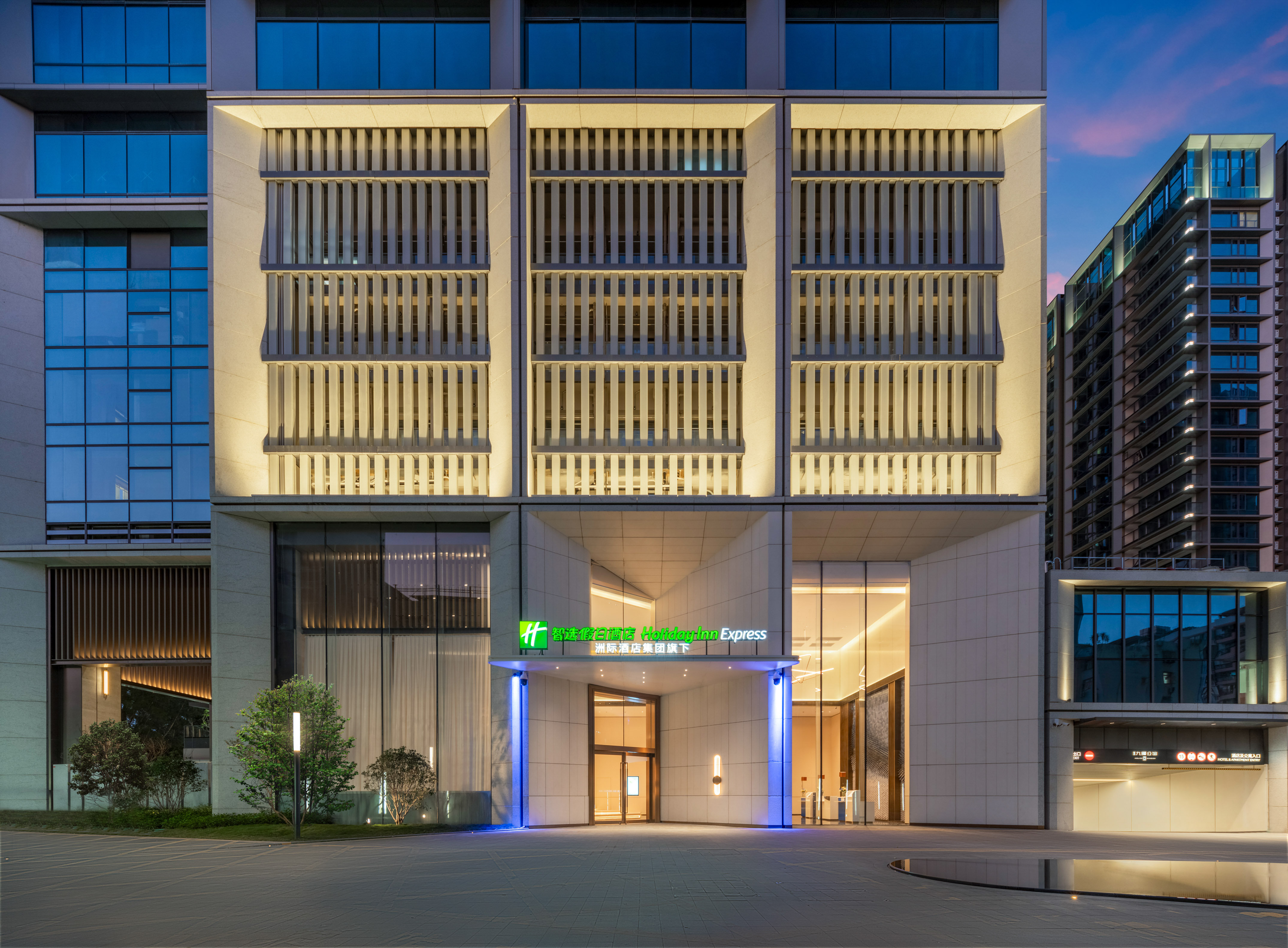 Holiday Inn Express Shenzhen Futian Center 4/63