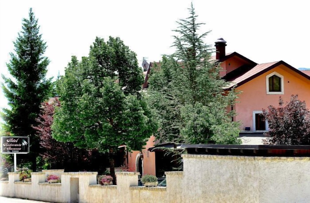 Hotel Bucaneve 33/40