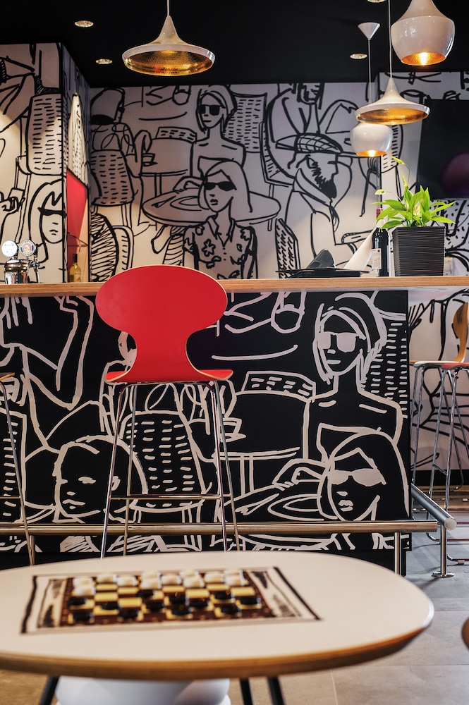 Ibis Warszawa Ostrobramska 42/60