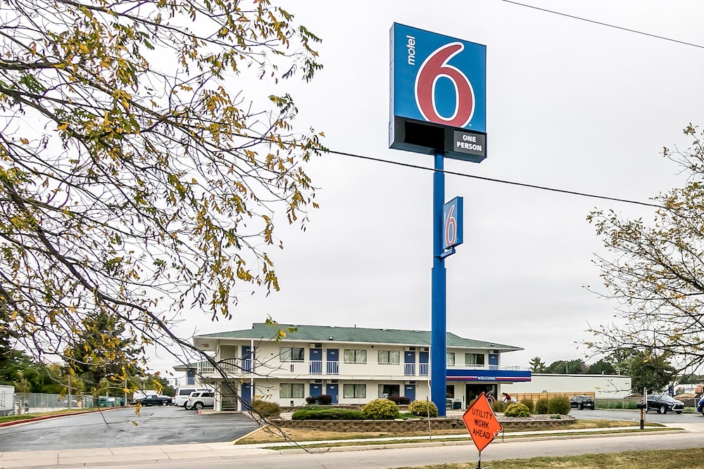 Motel6 Janesville, WI in JANESVILLE - WI