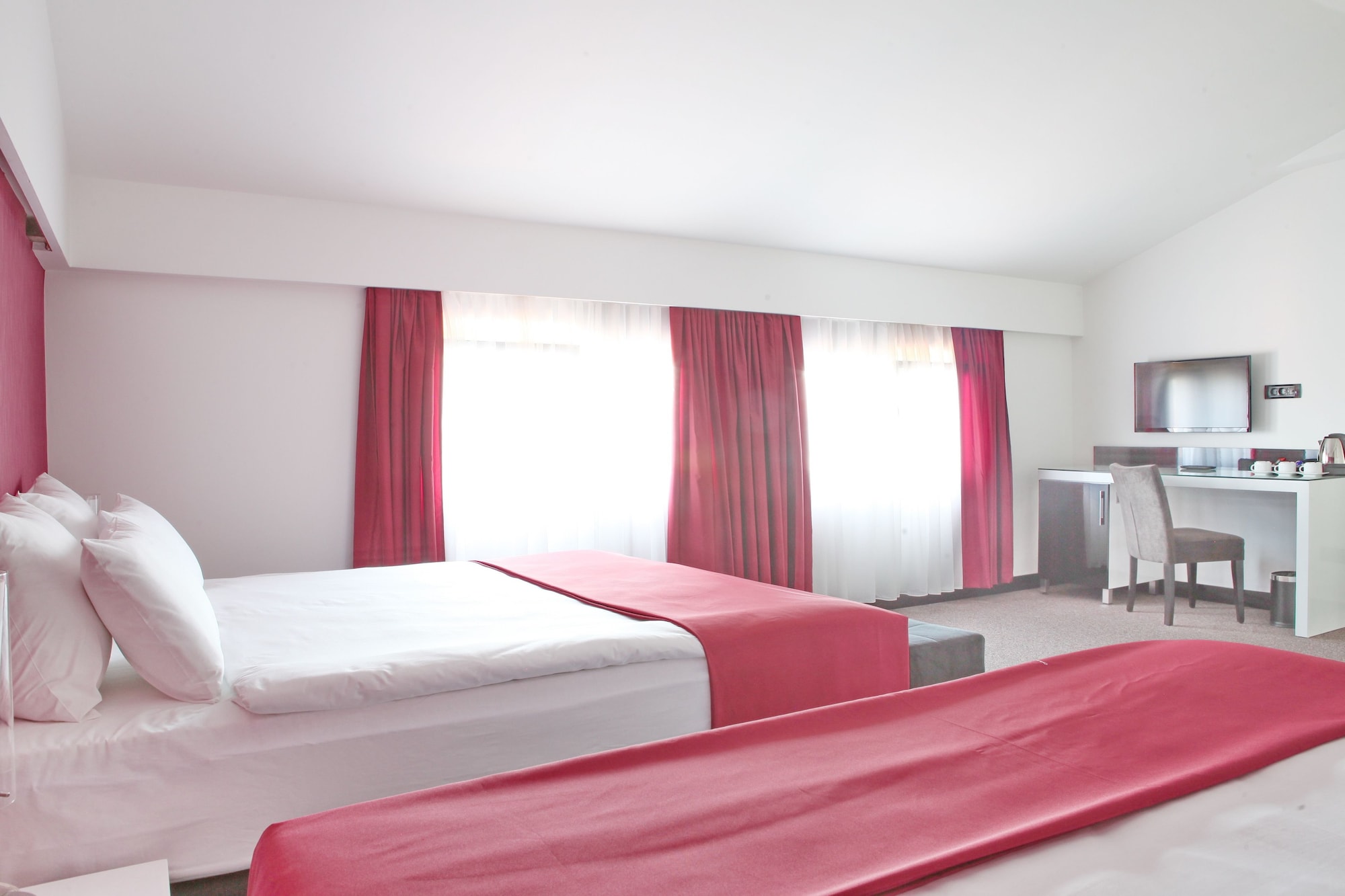1 BEDROOM, FAMILY