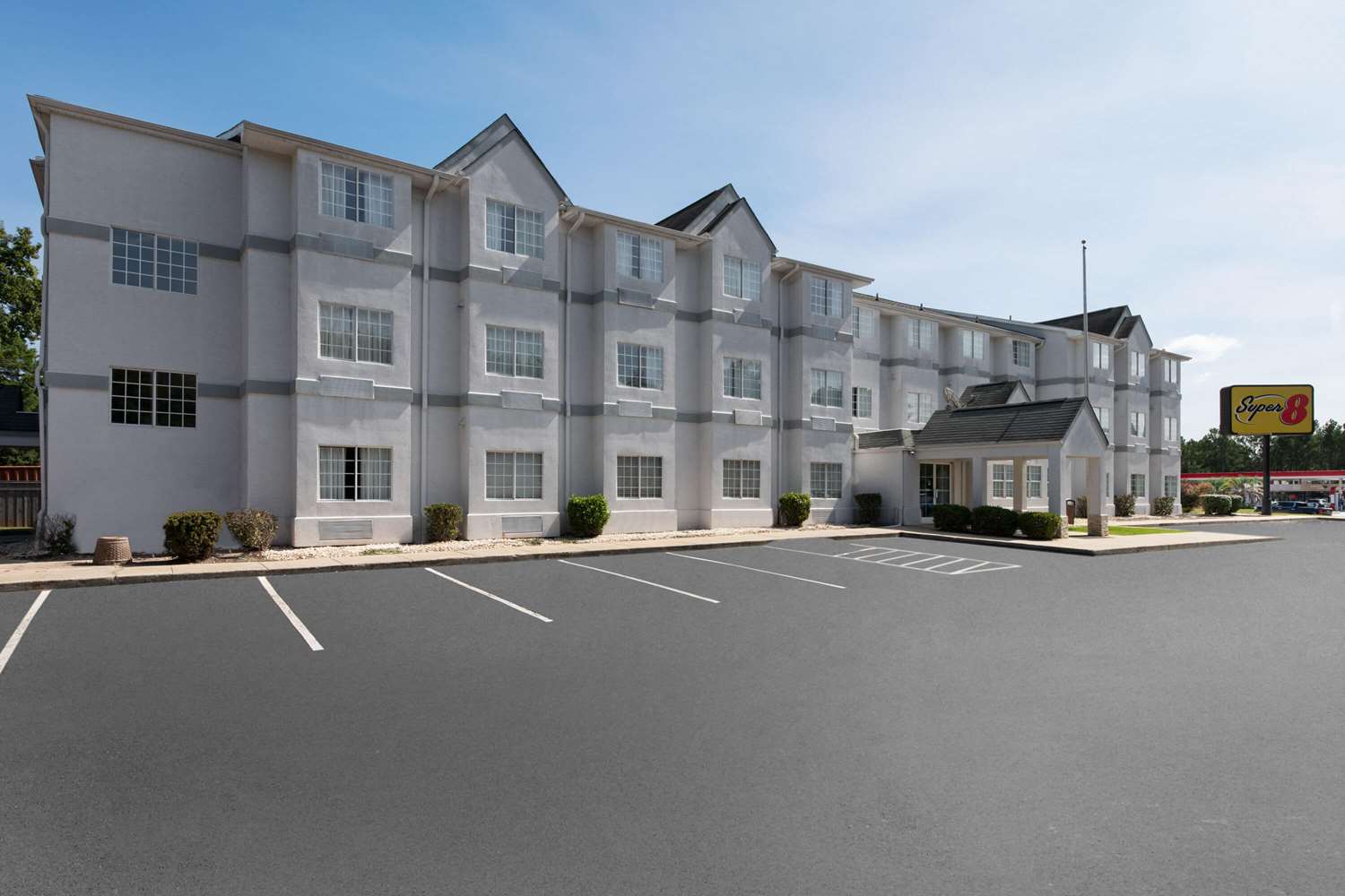Super 8 By Wyndham Harbison Parkridge Hospital 24/30